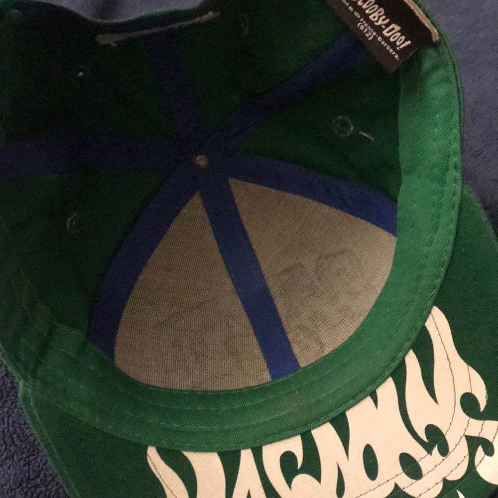 Hat - Picture 3 of 3